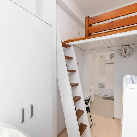 Standard With Mezzanine